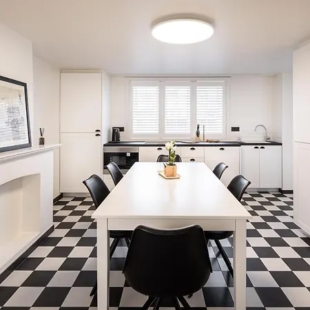 Zomerrust Villa *